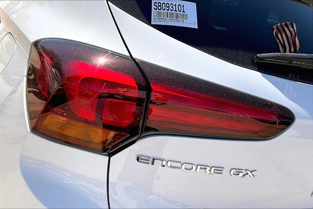 new 2025 Buick Encore GX car, priced at $24,387