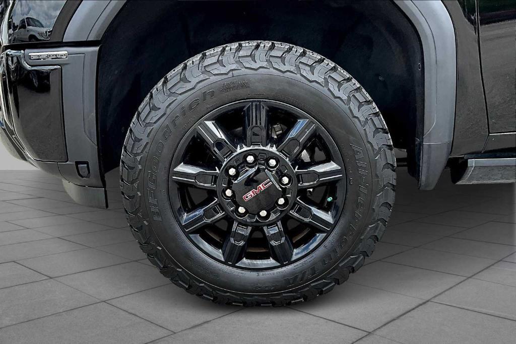 used 2024 GMC Sierra 2500 car, priced at $75,981