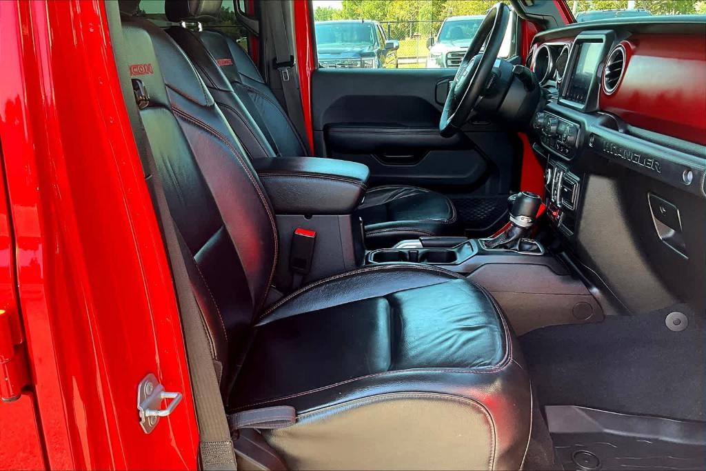 used 2018 Jeep Wrangler Unlimited car, priced at $28,730