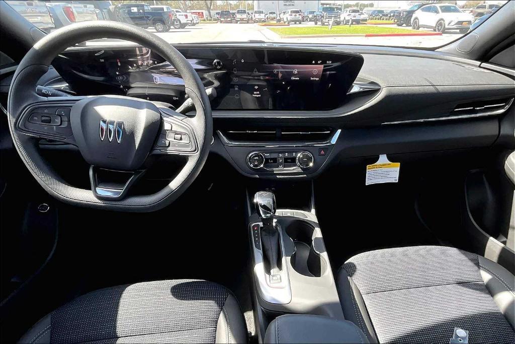 new 2025 Buick Envista car, priced at $27,030