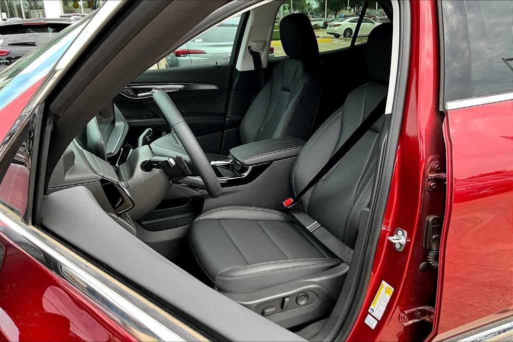 new 2024 Buick Envision car, priced at $36,035