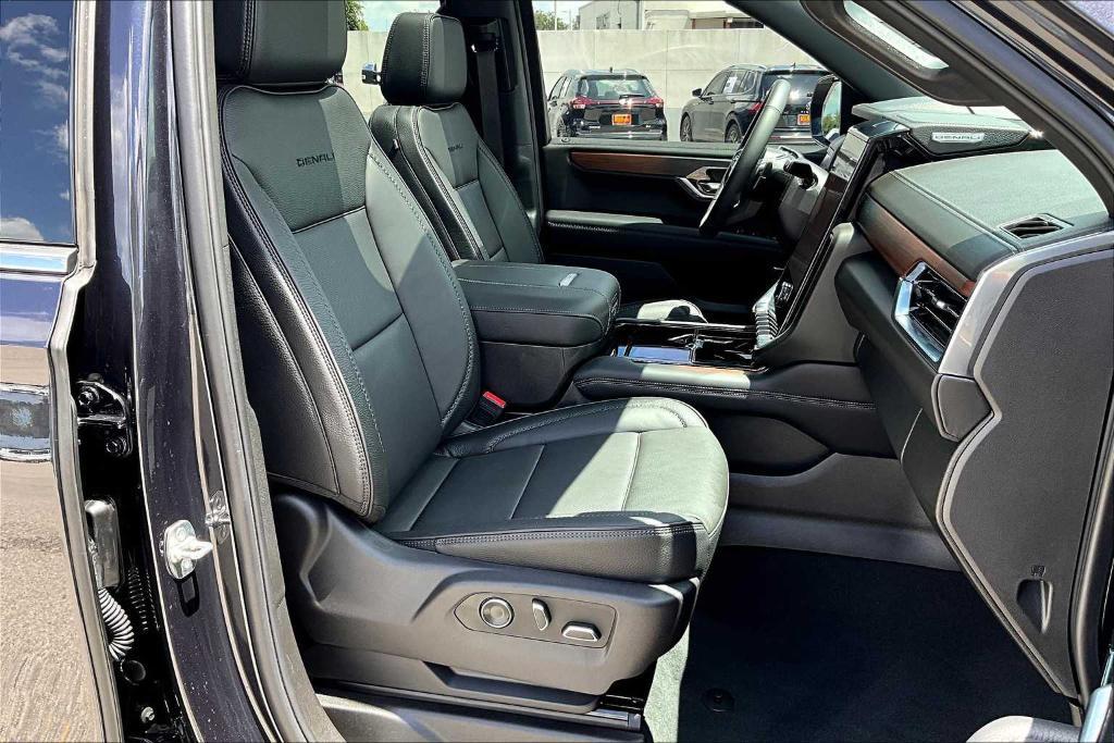 used 2025 GMC Yukon XL car, priced at $82,887