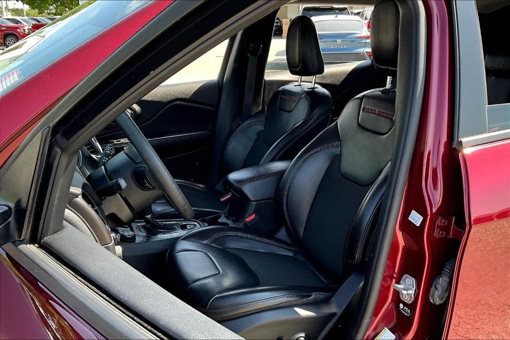 used 2021 Jeep Cherokee car, priced at $24,059