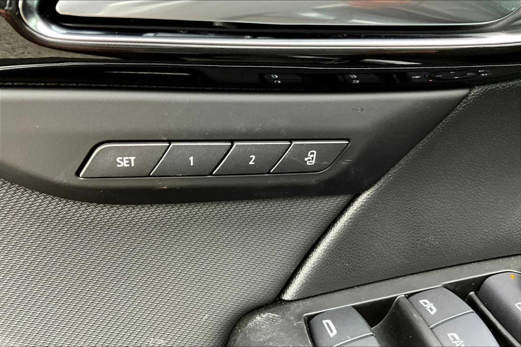new 2025 Buick Envision car, priced at $36,740