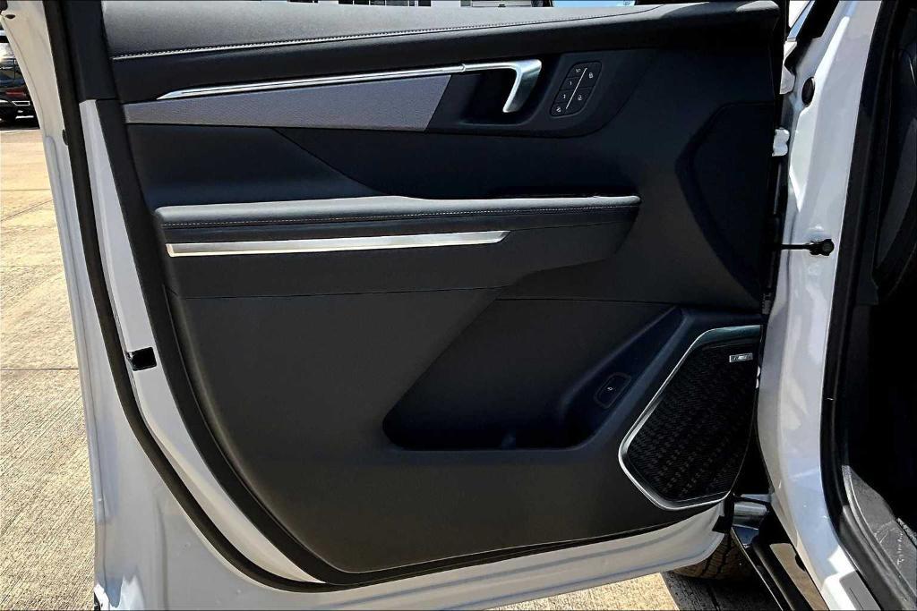 new 2025 Buick Enclave car, priced at $52,980
