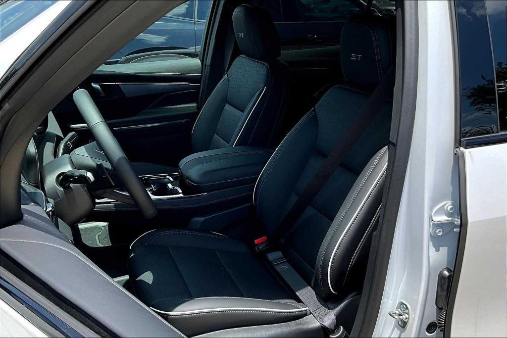 new 2025 Buick Enclave car, priced at $52,980
