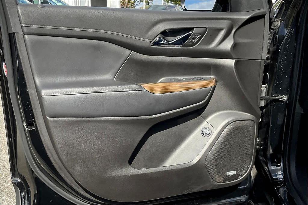 used 2022 GMC Acadia car, priced at $21,897