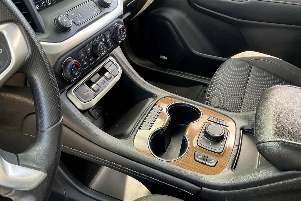 used 2022 GMC Acadia car, priced at $21,897