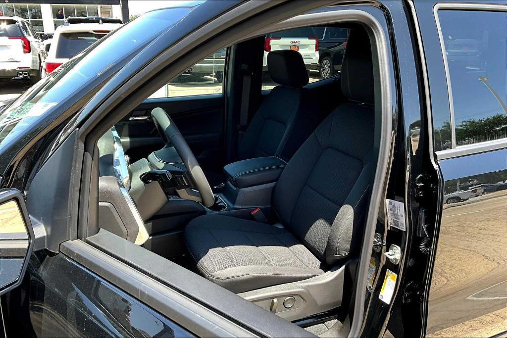 new 2025 GMC Canyon car, priced at $40,550