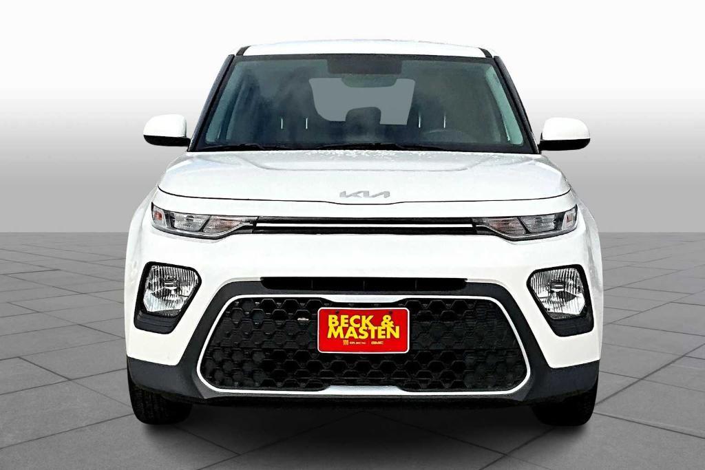 used 2022 Kia Soul car, priced at $15,762