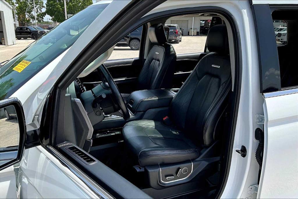 used 2021 Ford Expedition car, priced at $47,634