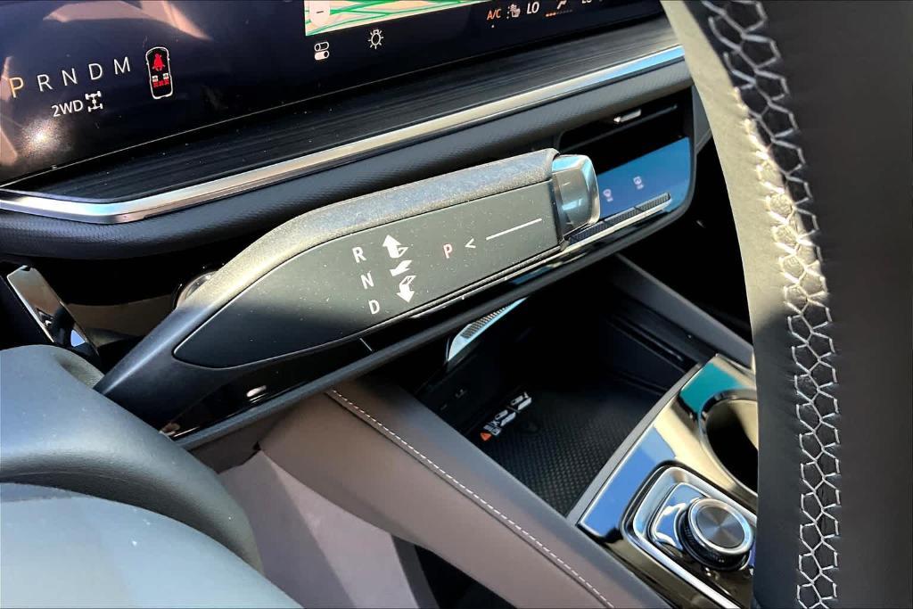 new 2025 Buick Envision car, priced at $39,740