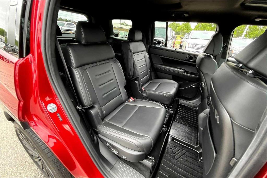used 2024 Hyundai Santa Fe car, priced at $40,823
