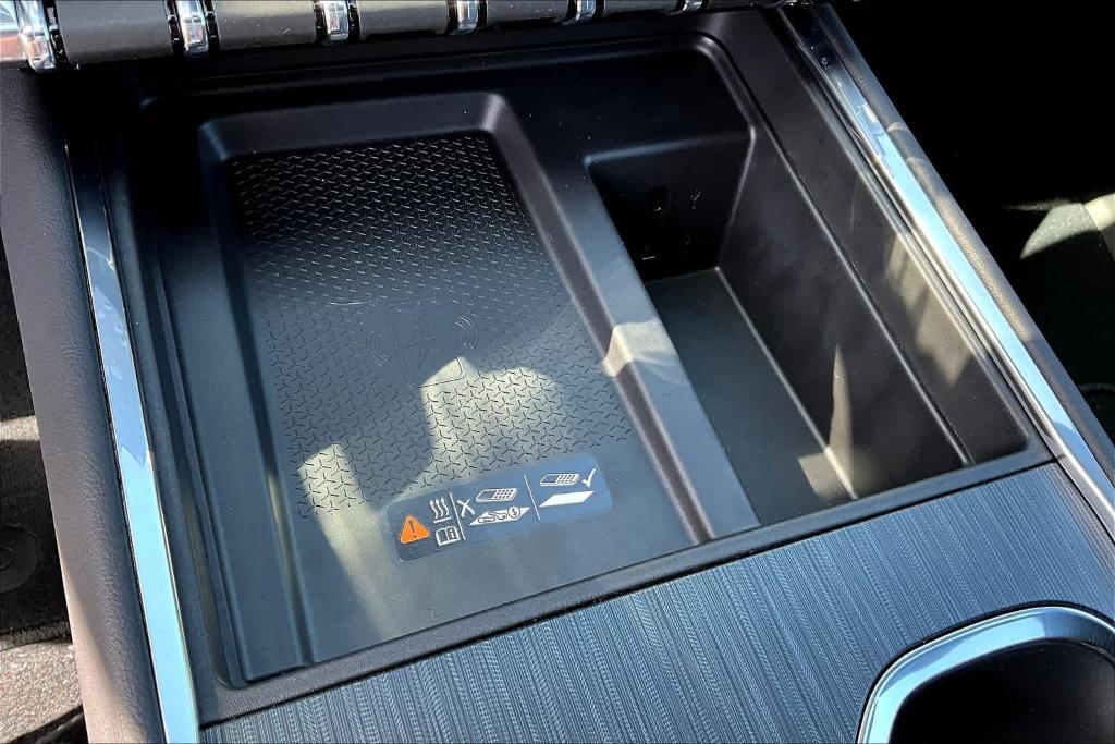 new 2025 GMC Acadia car, priced at $48,724