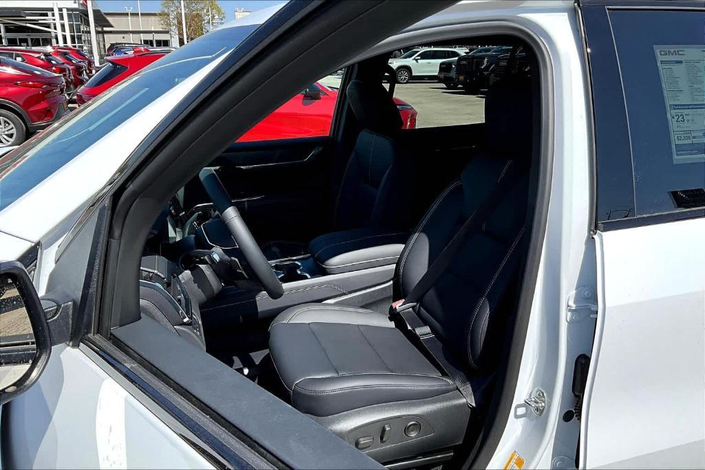 new 2025 GMC Acadia car, priced at $48,724