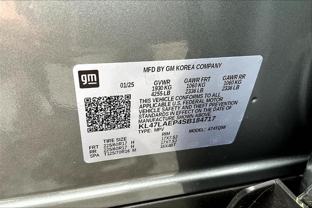 new 2025 Buick Envista car, priced at $27,775
