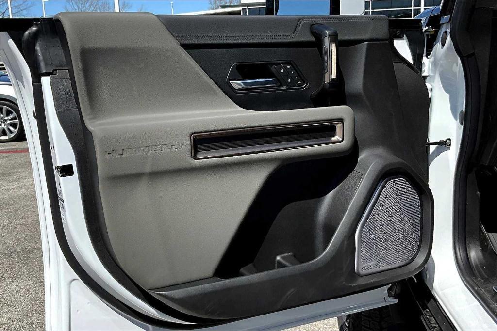 new 2025 GMC HUMMER EV SUV car, priced at $98,189