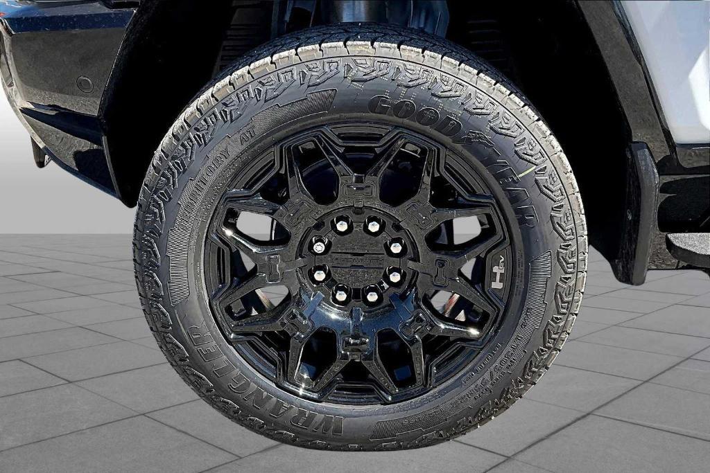 new 2025 GMC HUMMER EV SUV car, priced at $98,189