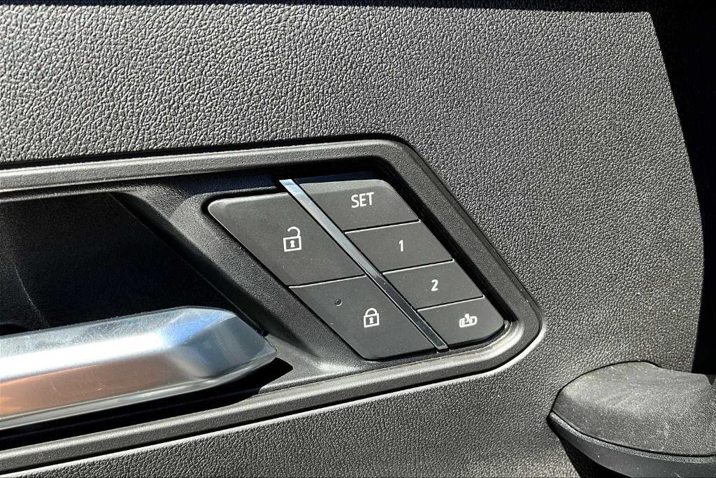 new 2025 GMC HUMMER EV SUV car, priced at $98,189