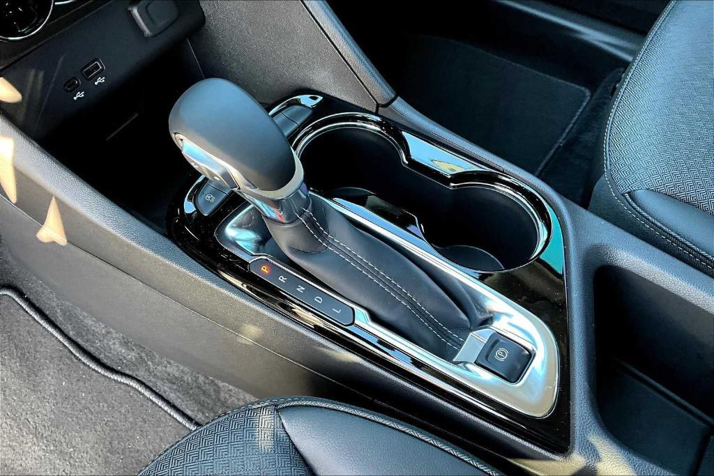 new 2025 Buick Encore GX car, priced at $28,125