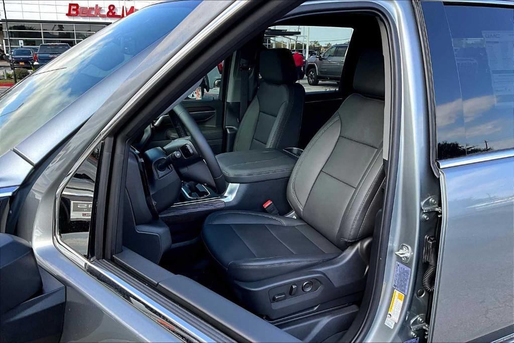 new 2025 GMC Sierra 2500 car, priced at $83,025