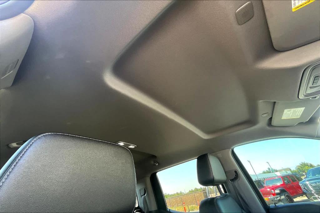 used 2021 GMC Sierra 1500 car, priced at $38,969