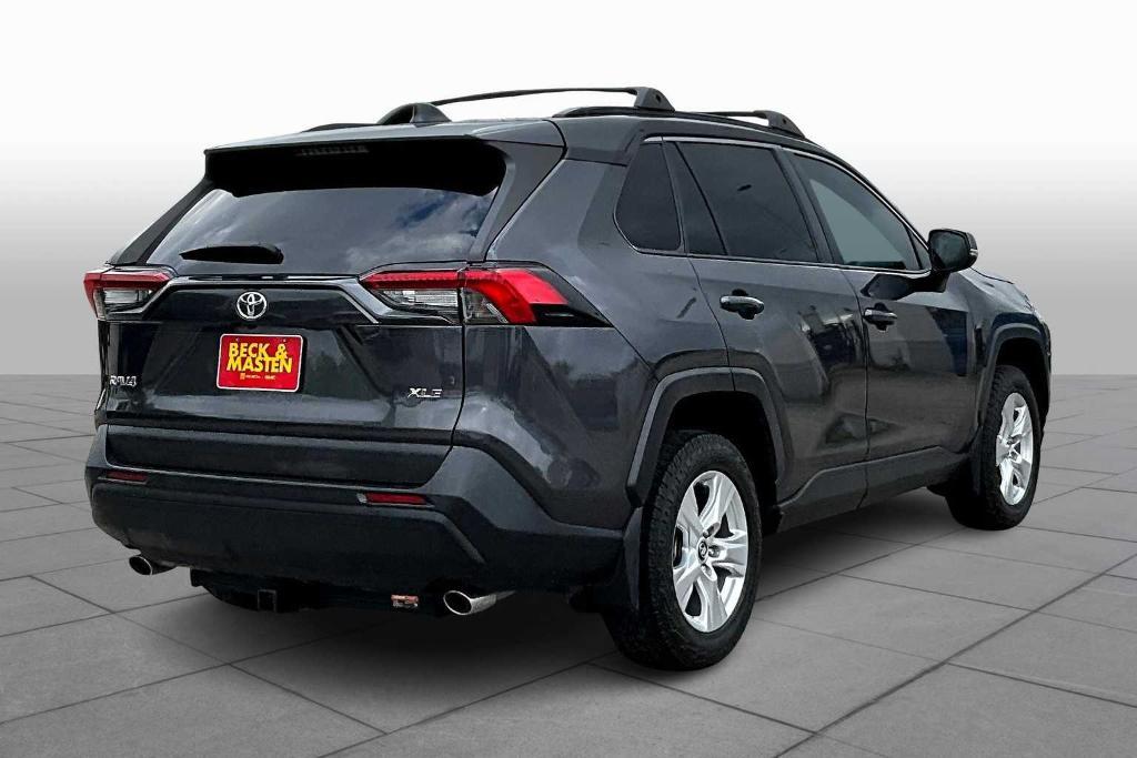 used 2020 Toyota RAV4 car, priced at $25,994