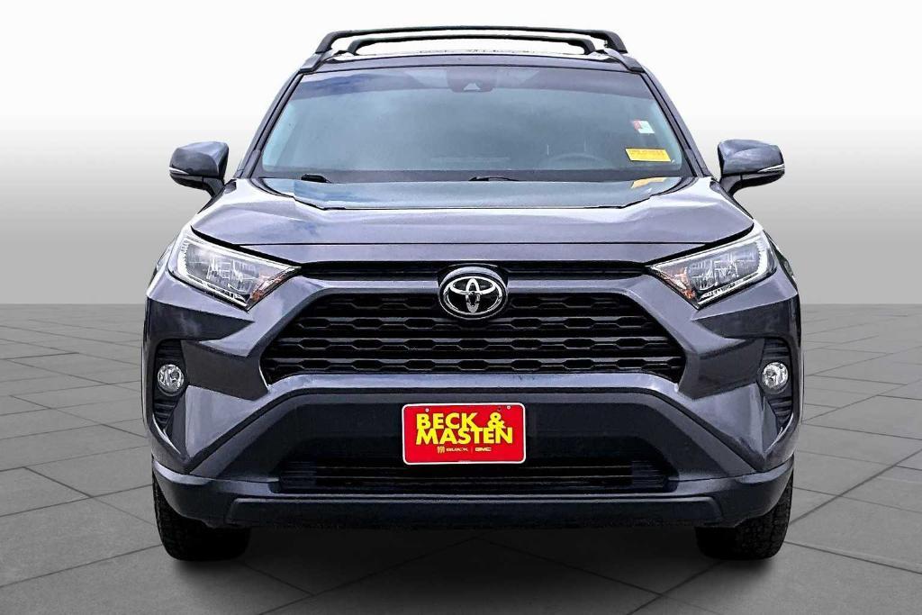 used 2020 Toyota RAV4 car, priced at $25,994
