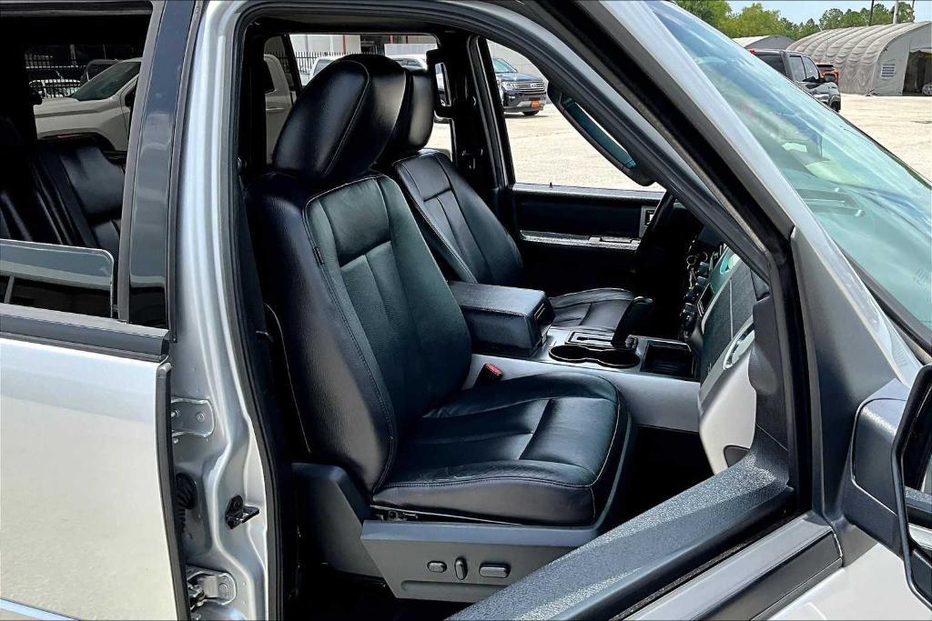 used 2017 Ford Expedition car, priced at $16,477