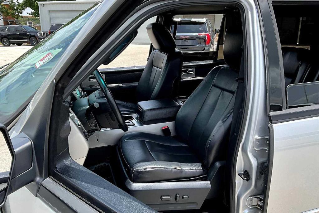 used 2017 Ford Expedition car, priced at $16,477
