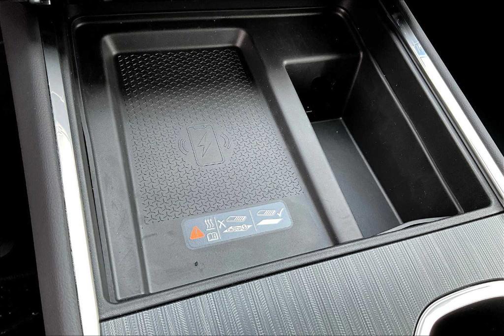 new 2025 GMC Acadia car, priced at $51,325
