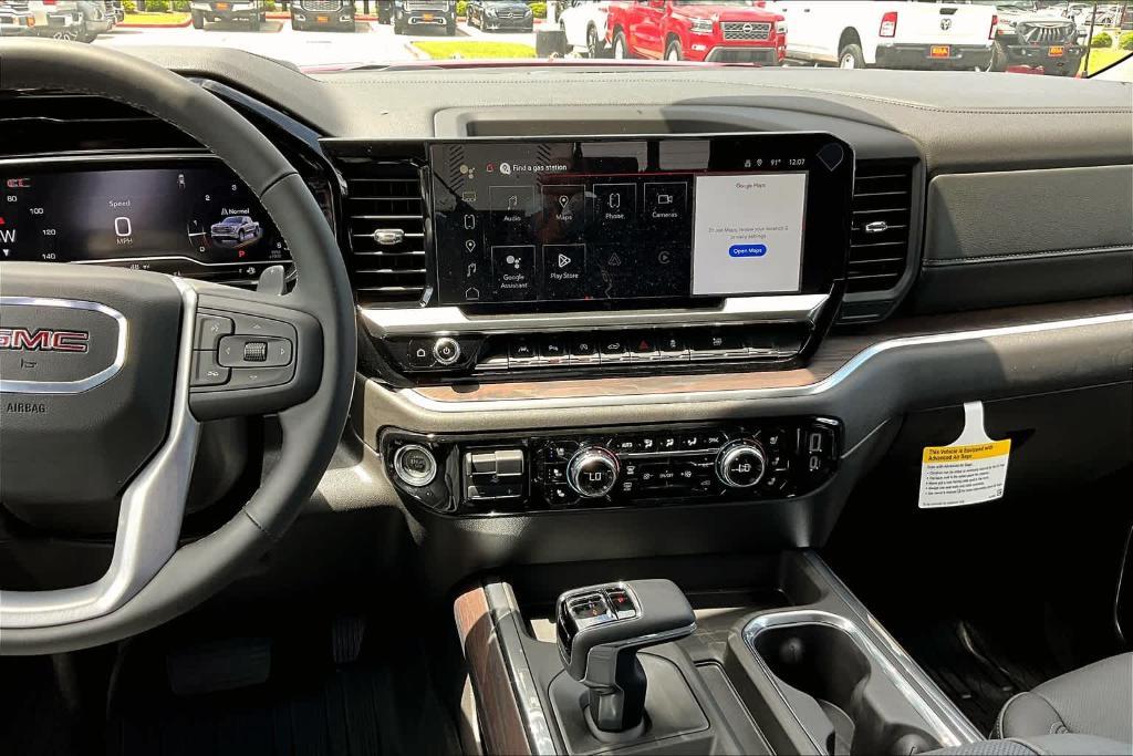 new 2025 GMC Sierra 1500 car, priced at $52,225