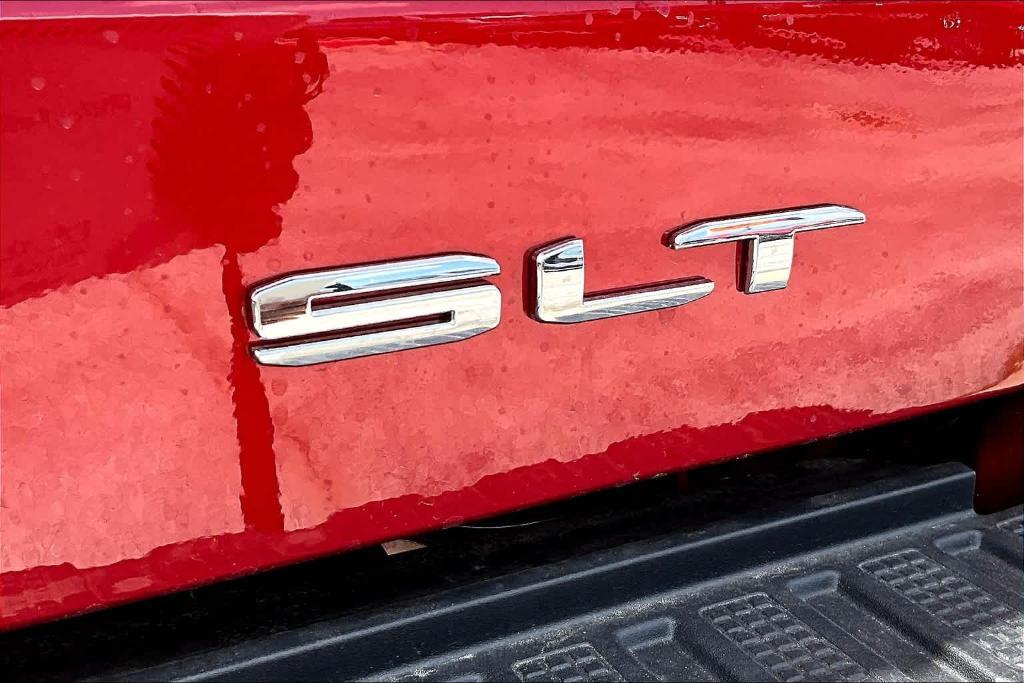 new 2025 GMC Sierra 1500 car, priced at $52,225