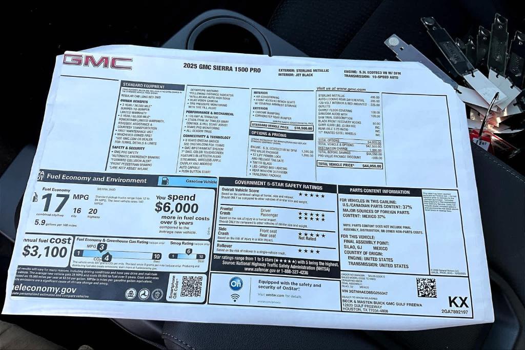 new 2025 GMC Sierra 1500 car, priced at $40,300