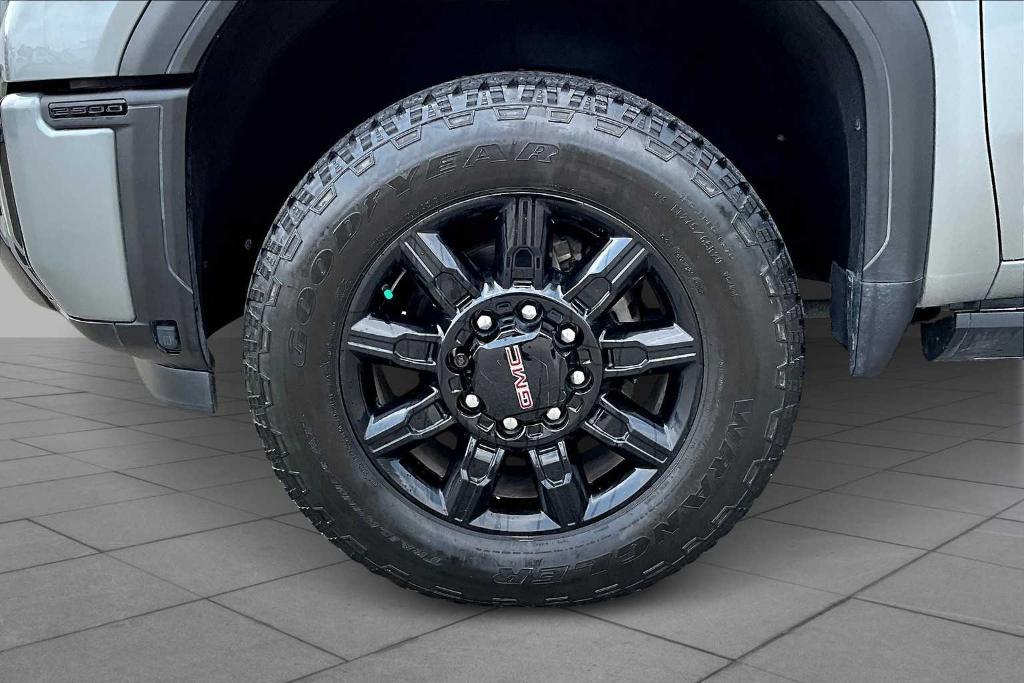 used 2024 GMC Sierra 2500 car, priced at $75,850
