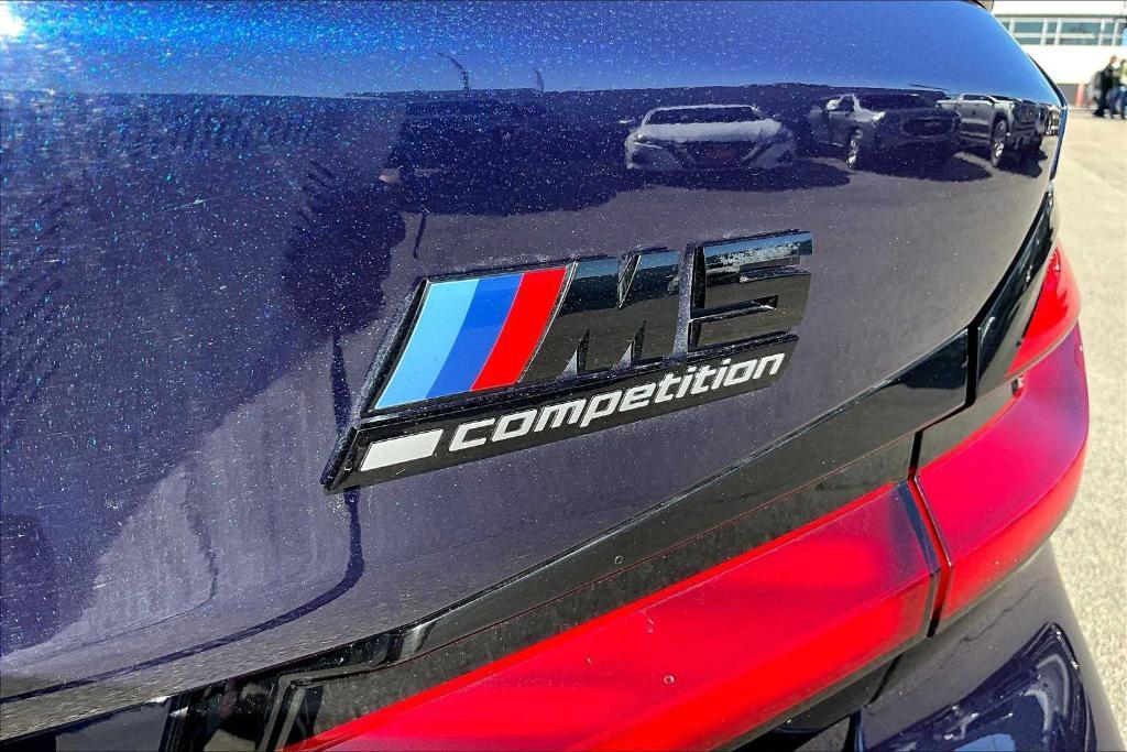 used 2022 BMW M5 car, priced at $84,293