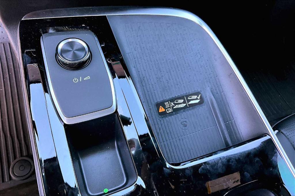 new 2025 Buick Enclave car, priced at $50,650