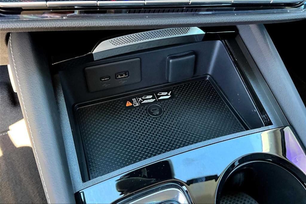 new 2025 Buick Envision car, priced at $39,240