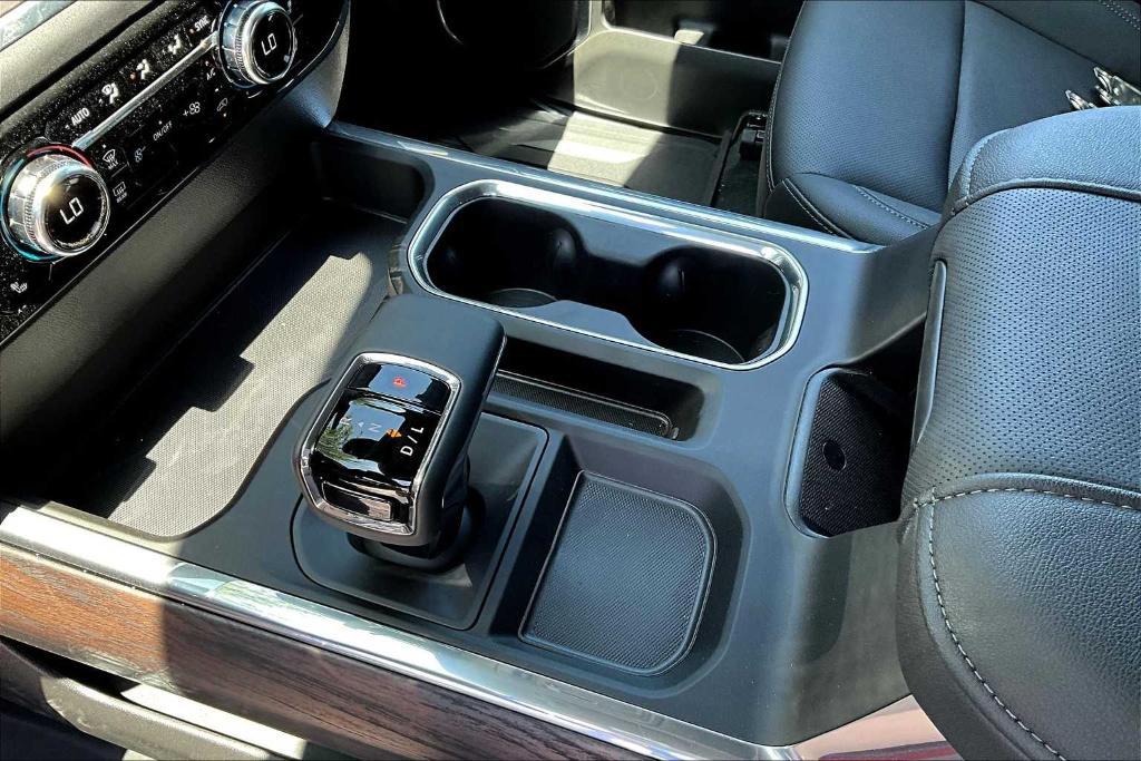 new 2025 GMC Sierra 1500 car, priced at $56,025