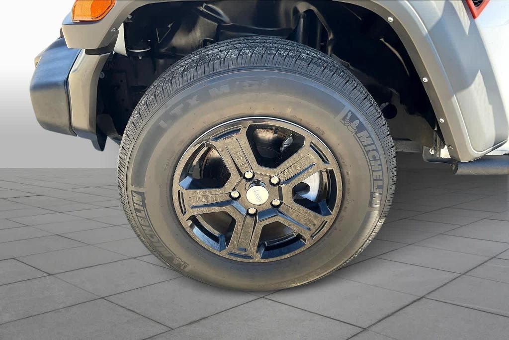 used 2022 Jeep Wrangler Unlimited car, priced at $29,997