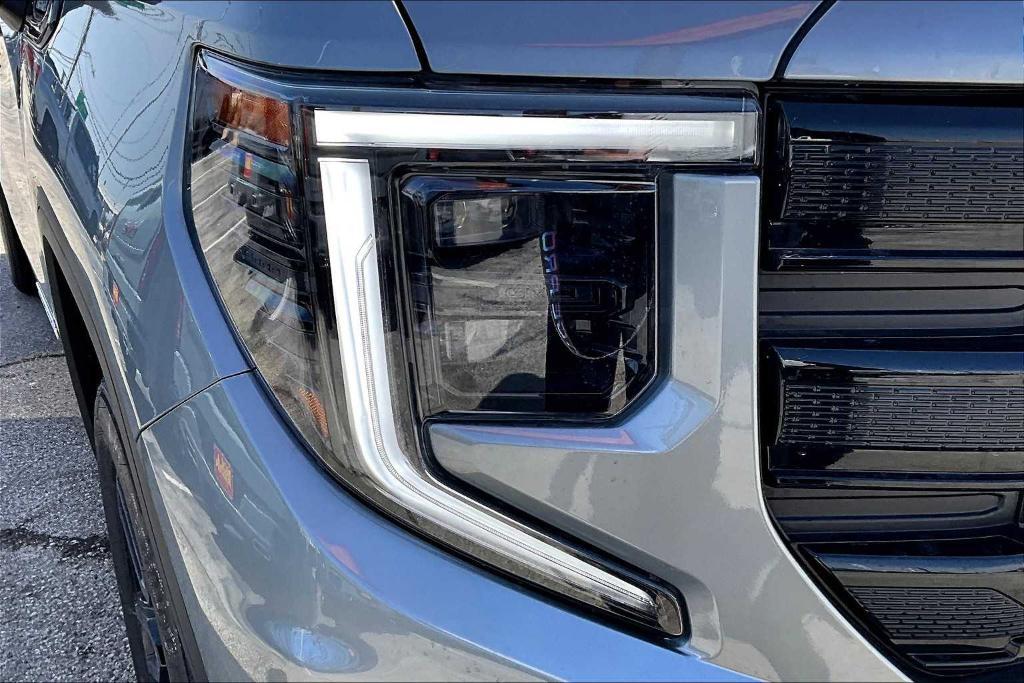 new 2025 GMC Sierra 1500 car, priced at $45,455