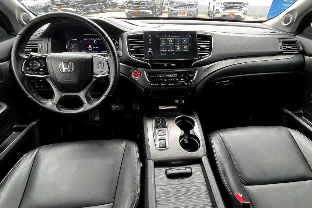 used 2022 Honda Pilot car, priced at $28,588