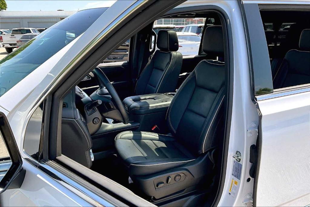 used 2023 GMC Yukon XL car, priced at $59,977