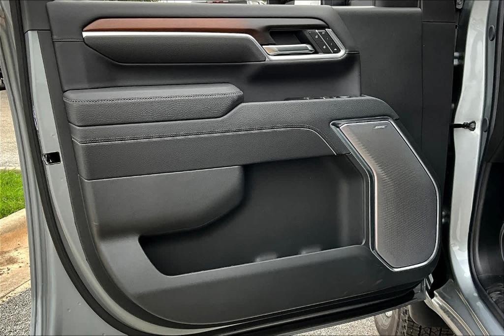 new 2025 GMC Sierra 3500 car, priced at $90,234