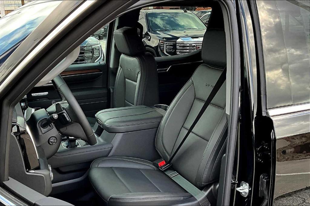 new 2025 GMC Sierra 1500 car, priced at $75,540