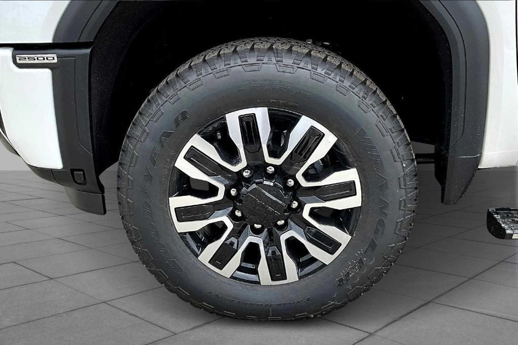 new 2025 GMC Sierra 2500 car, priced at $99,225