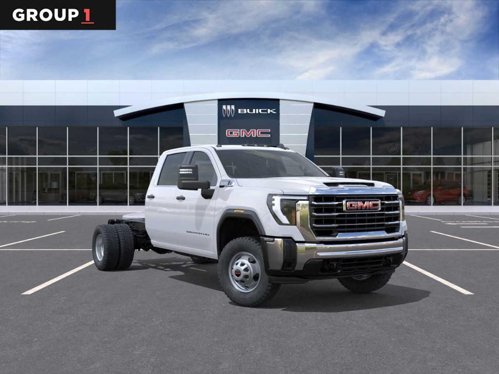 new 2025 GMC Sierra 3500 car, priced at $58,395