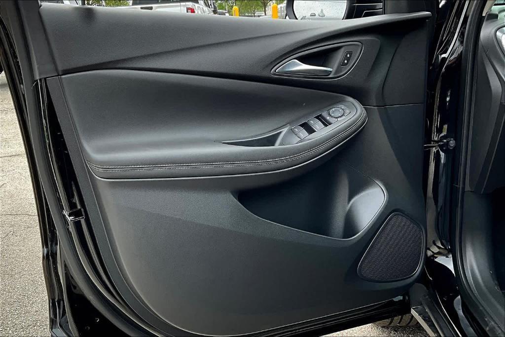 new 2025 Buick Encore GX car, priced at $25,347