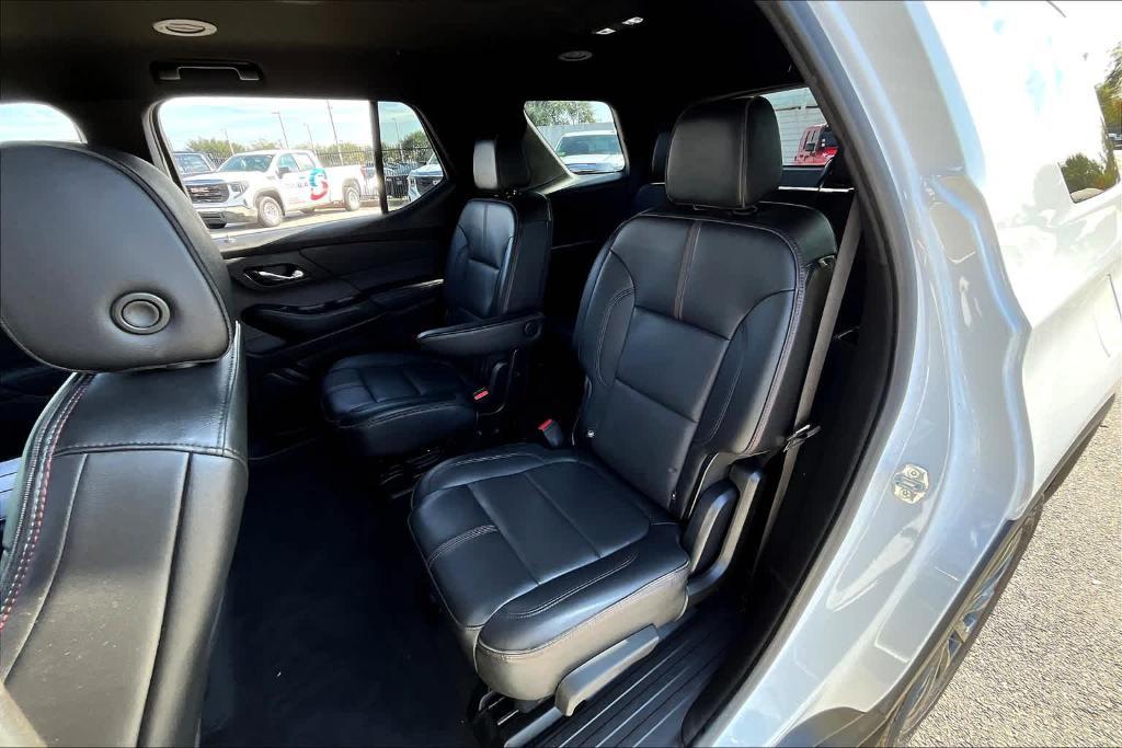 used 2022 Chevrolet Traverse car, priced at $31,737