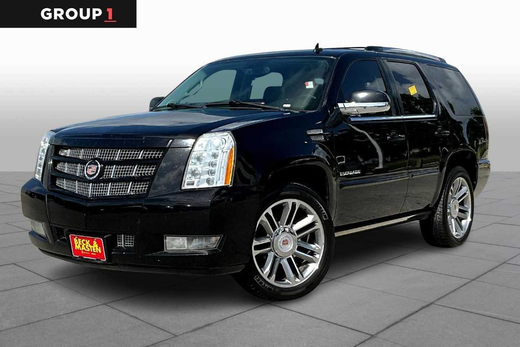 used 2013 Cadillac Escalade car, priced at $13,420